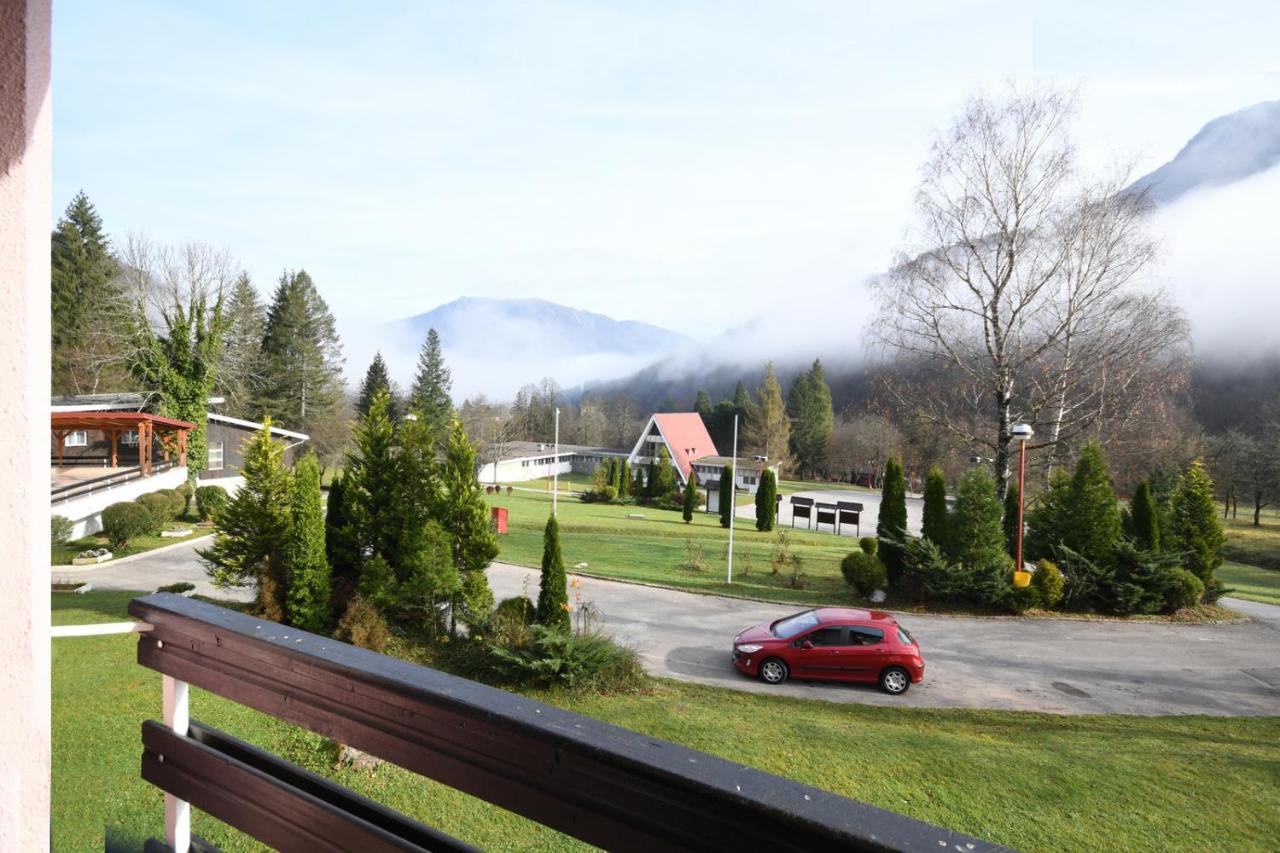 Hotel Mladost Tjentiste Esterno foto